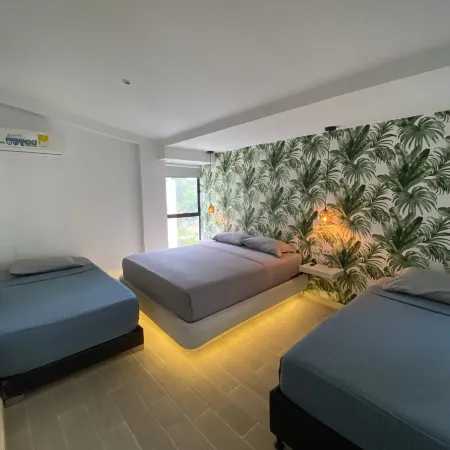 Hotel 14-04