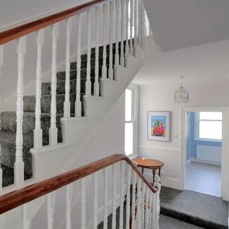 7 Seafield Road