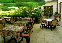 Auberge de La Foret - Logis Hotels in La Wantzenau