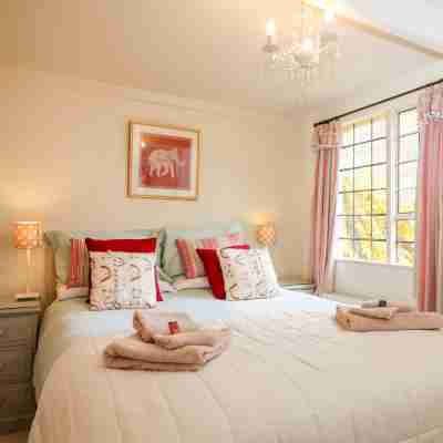 October Cottage Rooms