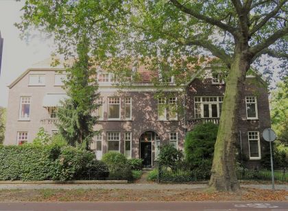 Boutiquehotel Sycamore - Protected City View - 950m to Central Station