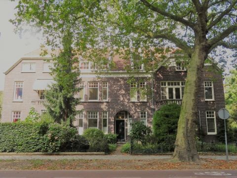 Boutiquehotel Sycamore - Protected City View - 950m to Central Station