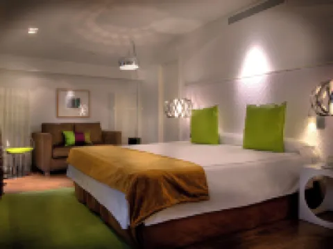 聖拉蒙德爾索蒙塔諾酒店 韋斯卡省酒店