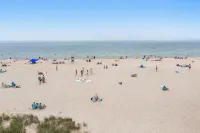 Village of Centerville.Beach Pass.Dog Friendly.1 Mile to Craigville Beach