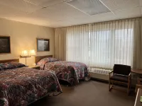 Shoreline Inn