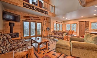 Rustic 3-Story Pittsburg Cabin w/ Lake & Mtn Views