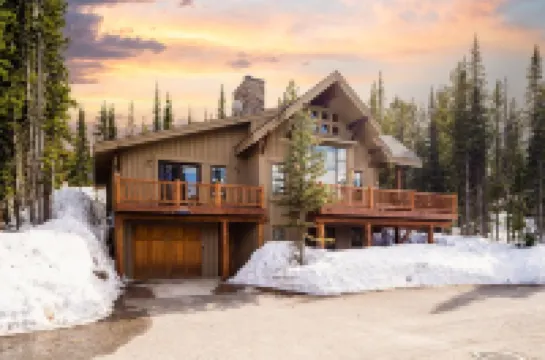 6 Mountain Home Road 4 Bedroom Home by Moonlight Basin Lodging