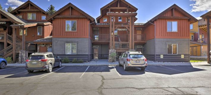 Riverfront Silverthorne Condo Near Skiing! Hotéis em Silverthorne