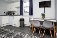 St Andrews Guest House - parking