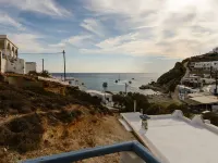 Perigiali Rooms & Apartments Folegandros Hotels in Folegandros