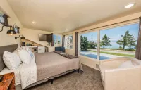 Juan de Fuca Waterfront Hotel & Cottages Hotels in Sequim