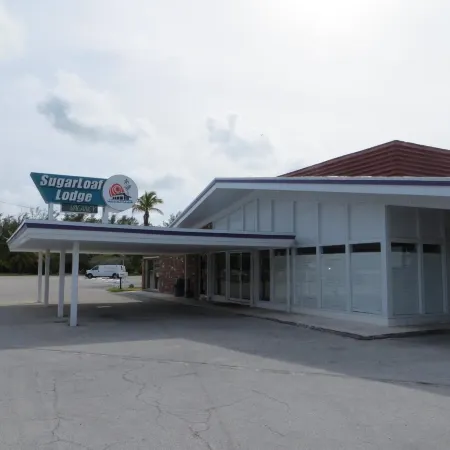Sugarloaf Lodge