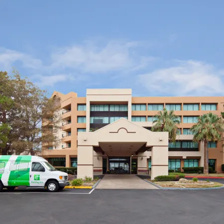 Holiday Inn PALMDALE-LANCASTER by IHG