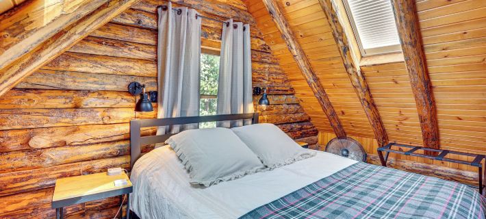 Peaceful 'Creekside North' Studio w/ Fire Pit Hotels in Holmes County