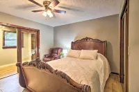 Pet-Friendly VA Home ~ 30 Mi to Shenandoah NP