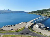 Arctic Inn Hotels in Lavangen