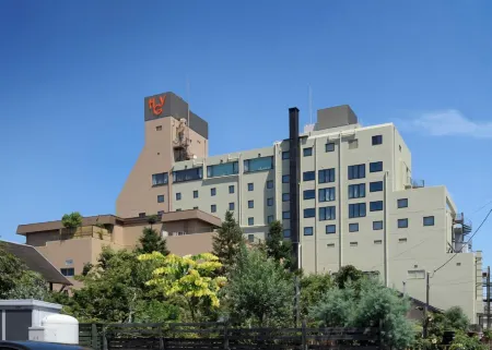 Hotel Grand View Takasaki Отели рядом с достопримечательностью «Shorinzan Darumaji Temple»