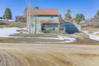 Pet-Friendly Pagosa Springs Home 1 Mi to Hiking - 3-Star