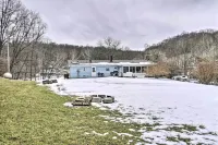 Rustic Family Home + Acreage ~ 20 Mi Hocking Hills - 3 estrellas