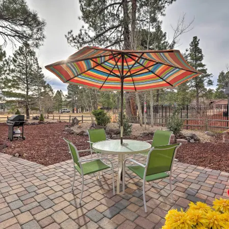 Arizona Home w/ Patio, Fire Pit & Gas Grill
