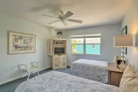 Covered Deck & Bay Views: Bradenton Beach Abode! - Beach