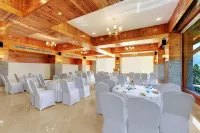Tiaraa Hotels & Resorts - A Luxury Resort Manali Hotel a Manali
