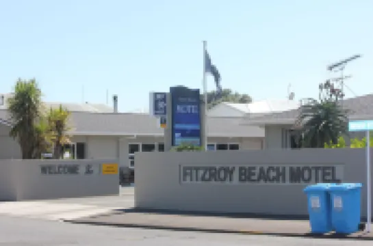 Beach Street Motel Apartments Hotels in 