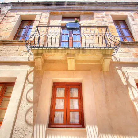 My Travel House