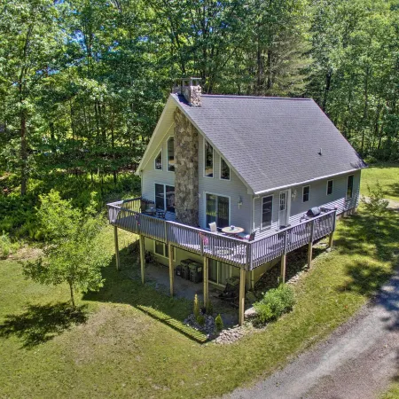 Spacious Home w/ Deck, Grill & Delaware River View