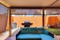4 Mi to Dtwn: Cozy Couple's Haven w/ Patio in Mesa - شقق