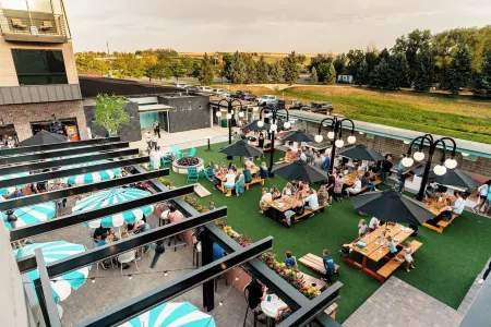 Charming 1-bedroom Carriage House in the best neighborhood in Longmont