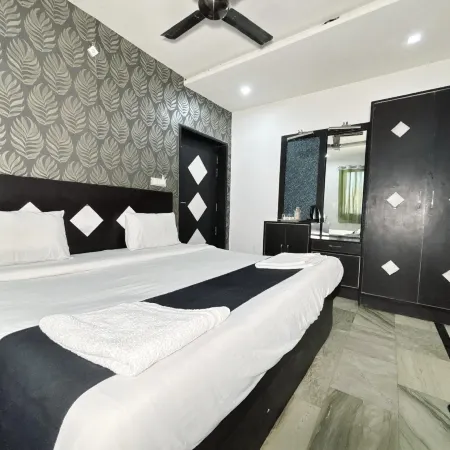 Hotel Laxman Resort by the Golden Taj Group &Hotels