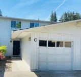 WELCOME TO LOUIE DUCK HOUSE-C! 2BR & 2BA SLEEP-5