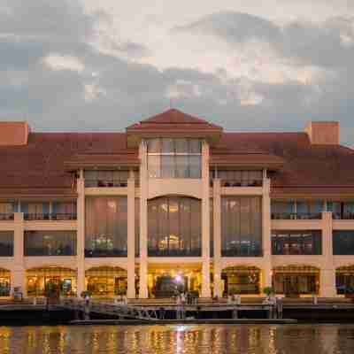 The Subic Bay Yacht Club, Inc. Hotel Exterior