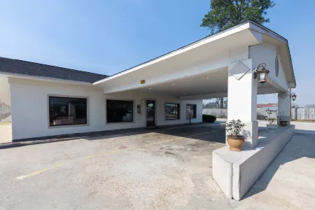 OYO Hotel DeRidder Hwy 171 North Отели в г. Дериддер