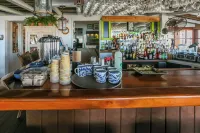 The Abaco Inn - bar