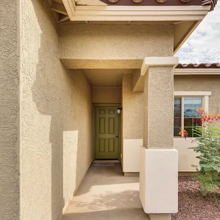 Quiet Casa Grande House Next to Villago Park!
