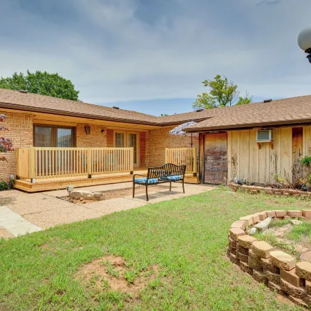 Lawton Home w/ Deck, Near Casinos + Museums!