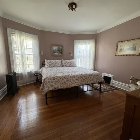Victorian River Trail Retreat - Williams House
