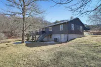 Mountain Retreat w/ Deck: Near Blue Ridge Parkway - 3-Star