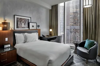 LondonHouse Chicago, Curio Collection by Hilton