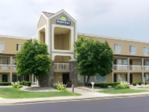 Super 8 by Wyndham Red Deer City Centre Hoteles en Red Deer