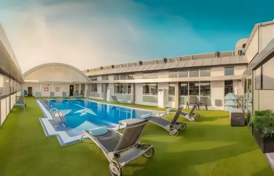 梅麗亞瓦倫西亞皇宮酒店