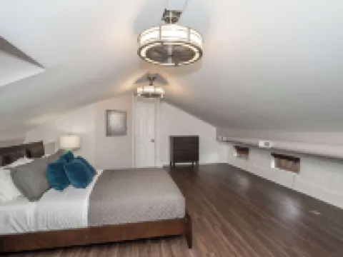 Heart of Mainstrasse Apt 4 Hotels in Covington