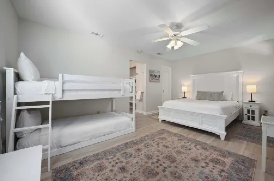 水晶別墅海灣景觀度假屋