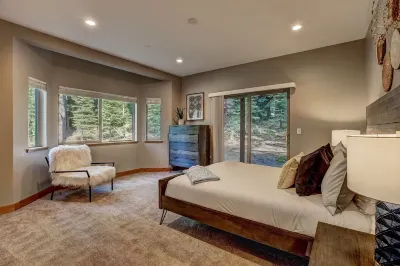 It's a Sierra State of Mind - Family Fun! Hotels near Echo Summit TRT