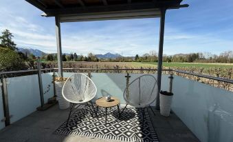 Cozy Apartment Salzburg, 50 m2, With Garden, Terrace, own Entrance, Free Parking