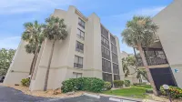 My Happy Place 2 Bedroom Condo - balcony