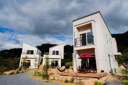 Danyang Sobaeksanganeungil Pension