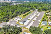 New Home near UWF & PNS Beach! Hotels in Ensley